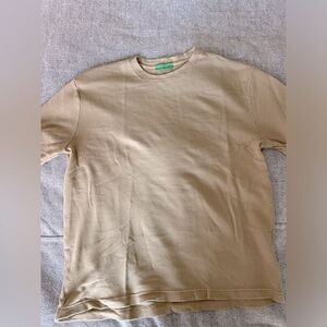 UNITED COLORS OF BENETTON - Tan Waffle T-Shirt sz. Medium (unisex)